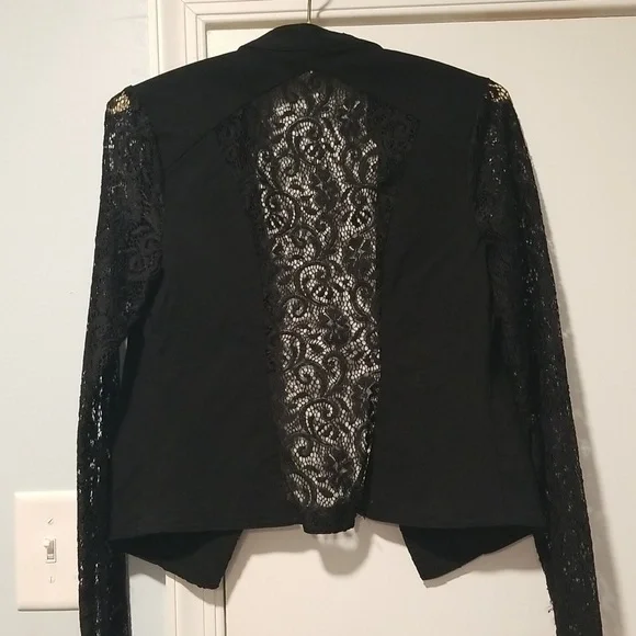 Lace Blazer - Picture 5 of 11